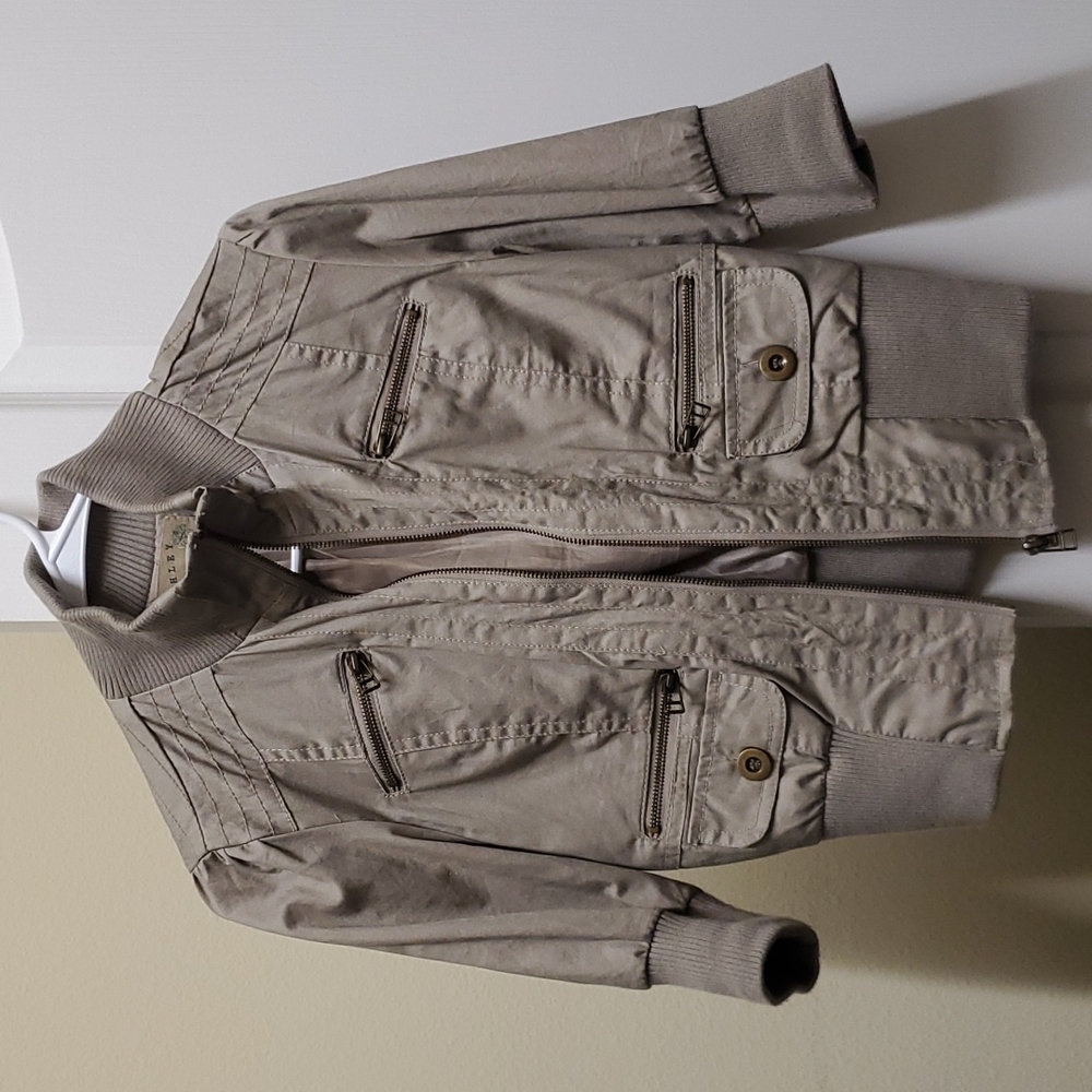 Ashley by 26 international 3/4 sleeve tan jacket. Barely used